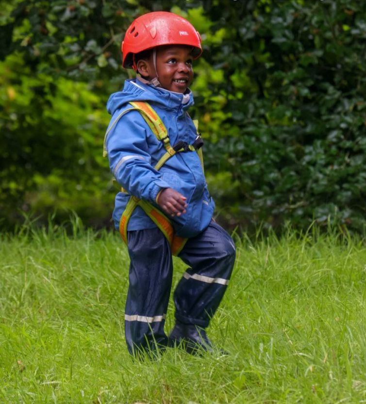 Little climbing stars full of excitement and smiles in the great outdoors. The Great Big Tree Climbing Co.